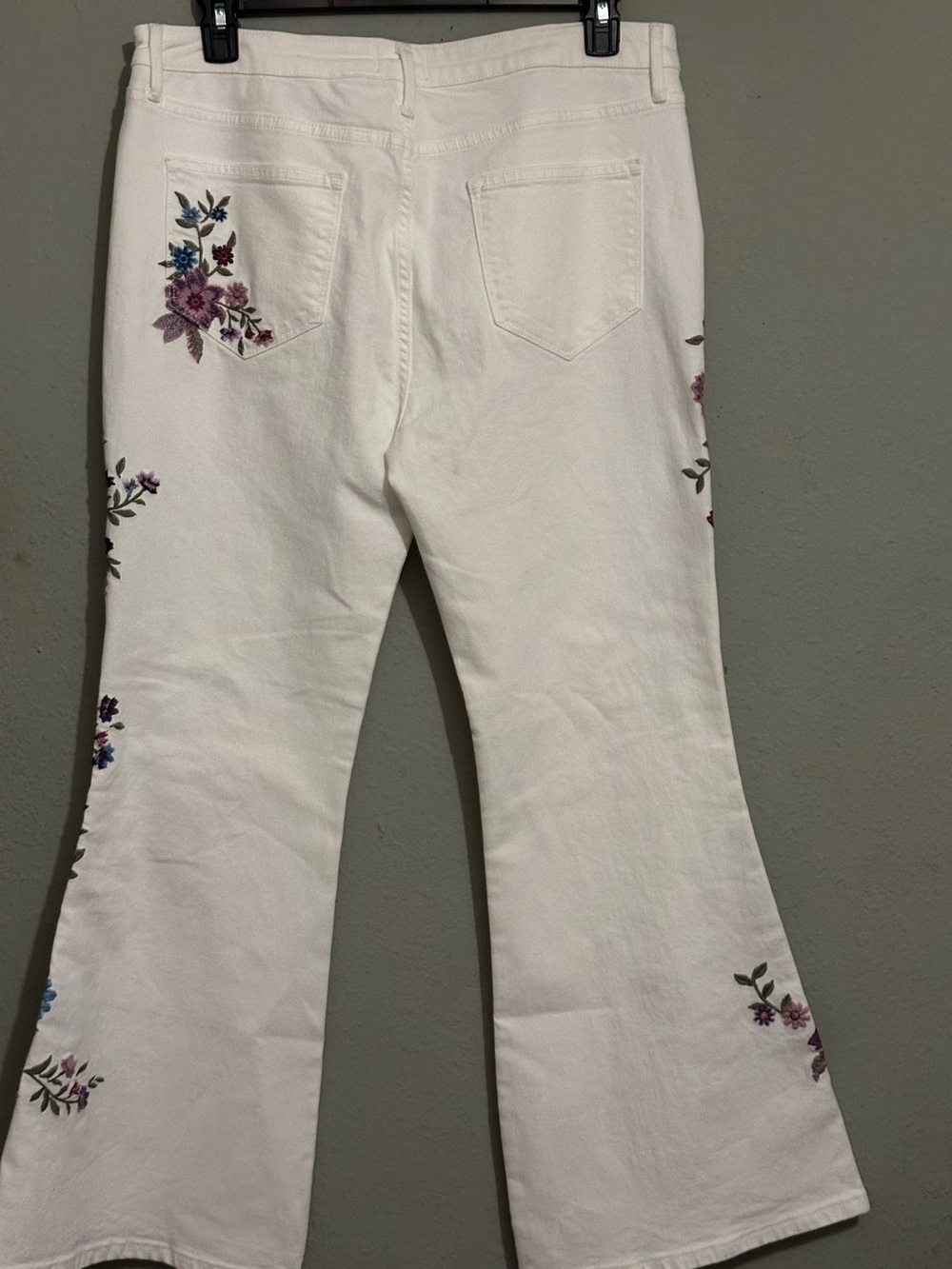 DRIFTWOOD Farrah Embroidered Flare Leg Jeans Blue Birds - Picture 9 of 14